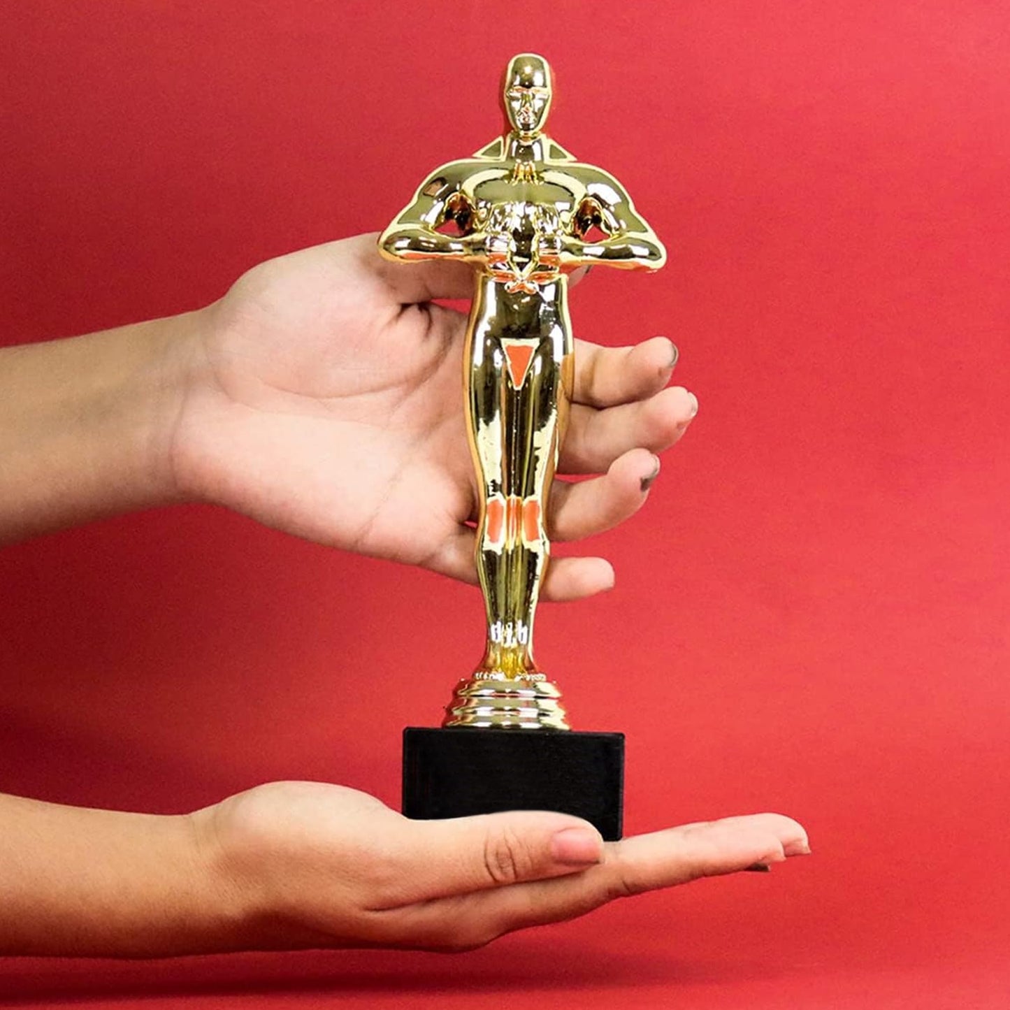 PROMO-SHOP - Trofee de aur cu baza de marmura, Statuie
